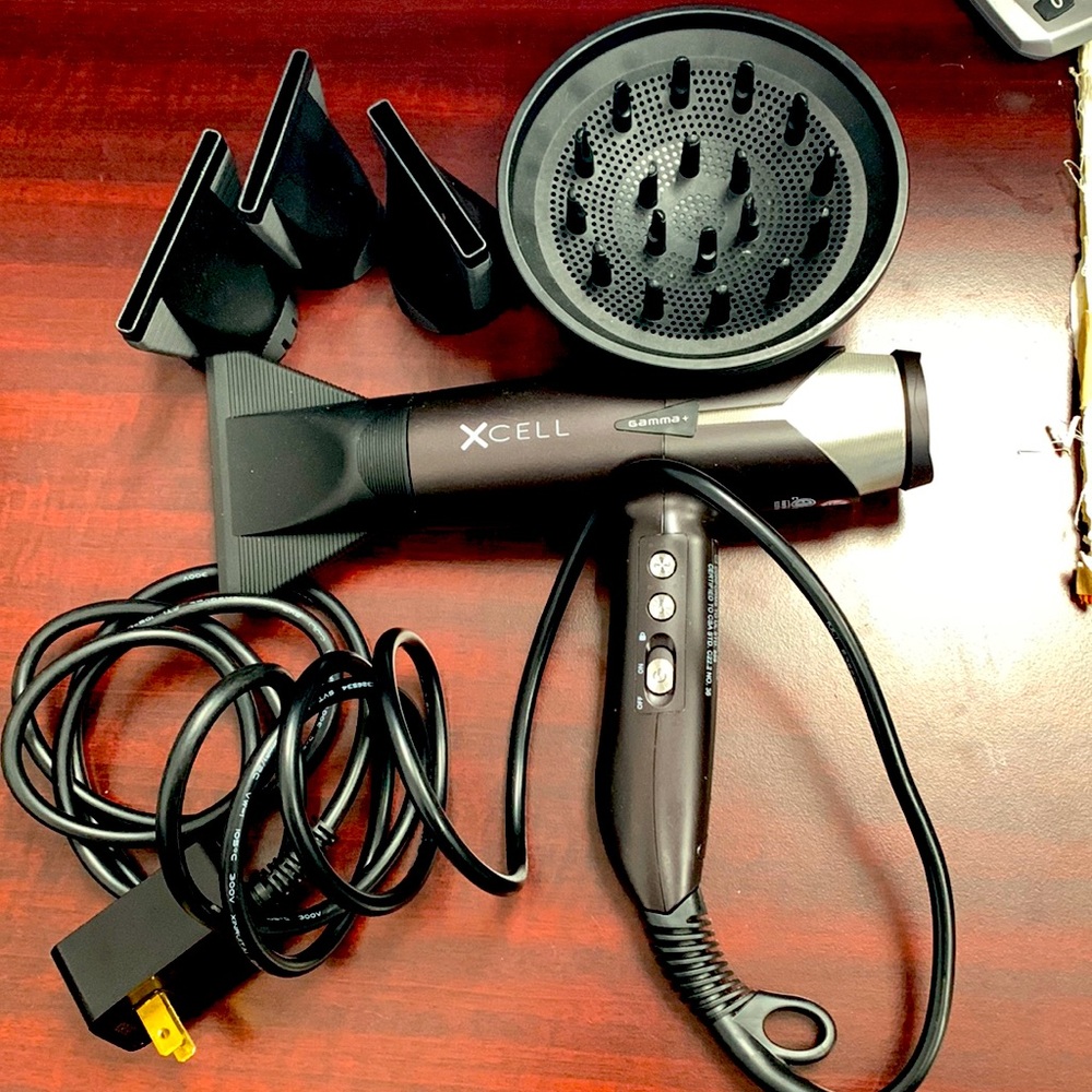 Gamma+ Xcell Brand new and used a couple of times lightweight great blow dryer